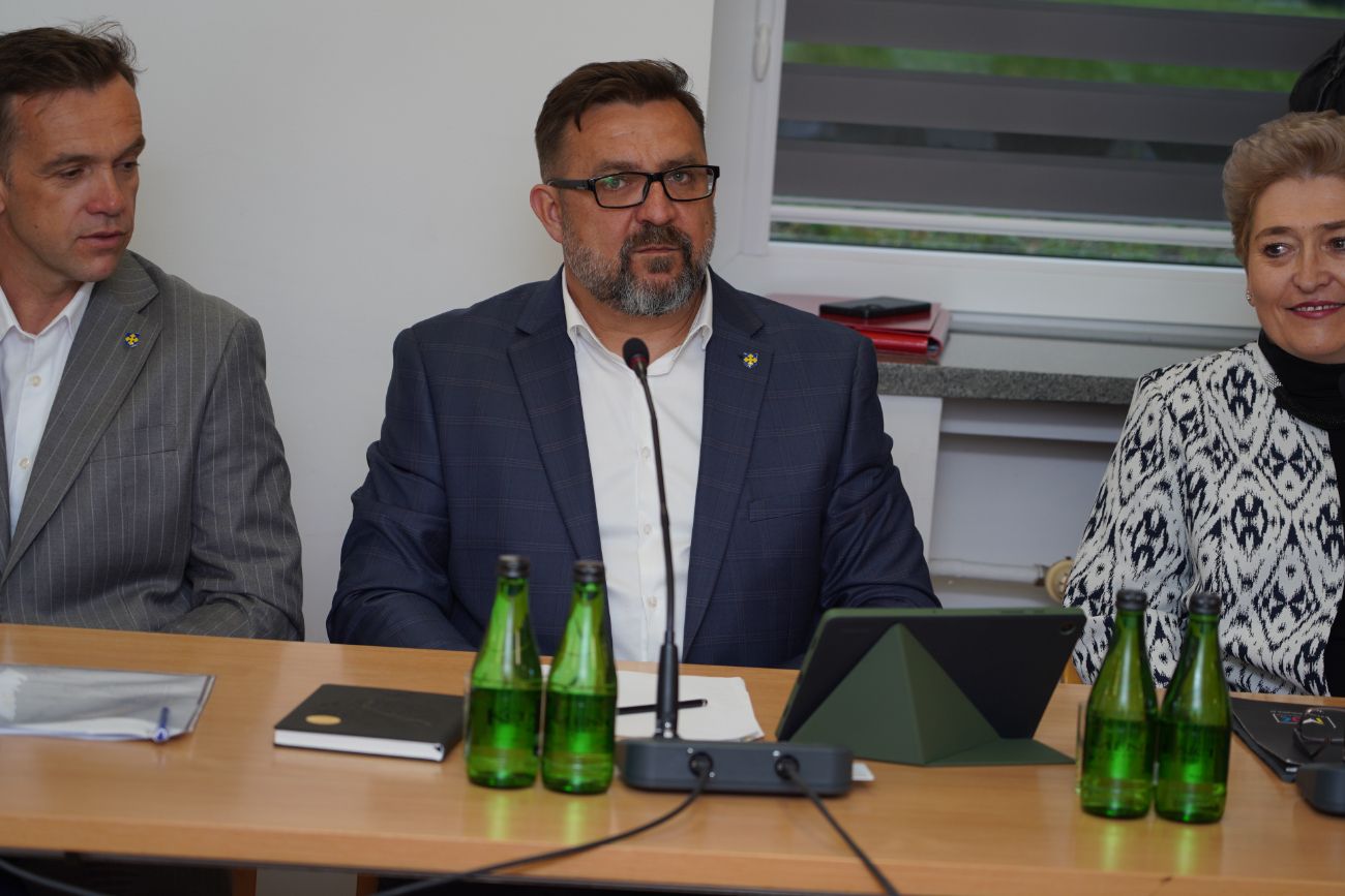 Słupeccy radni po pierwszej sesji. Zobacz zdjęcia