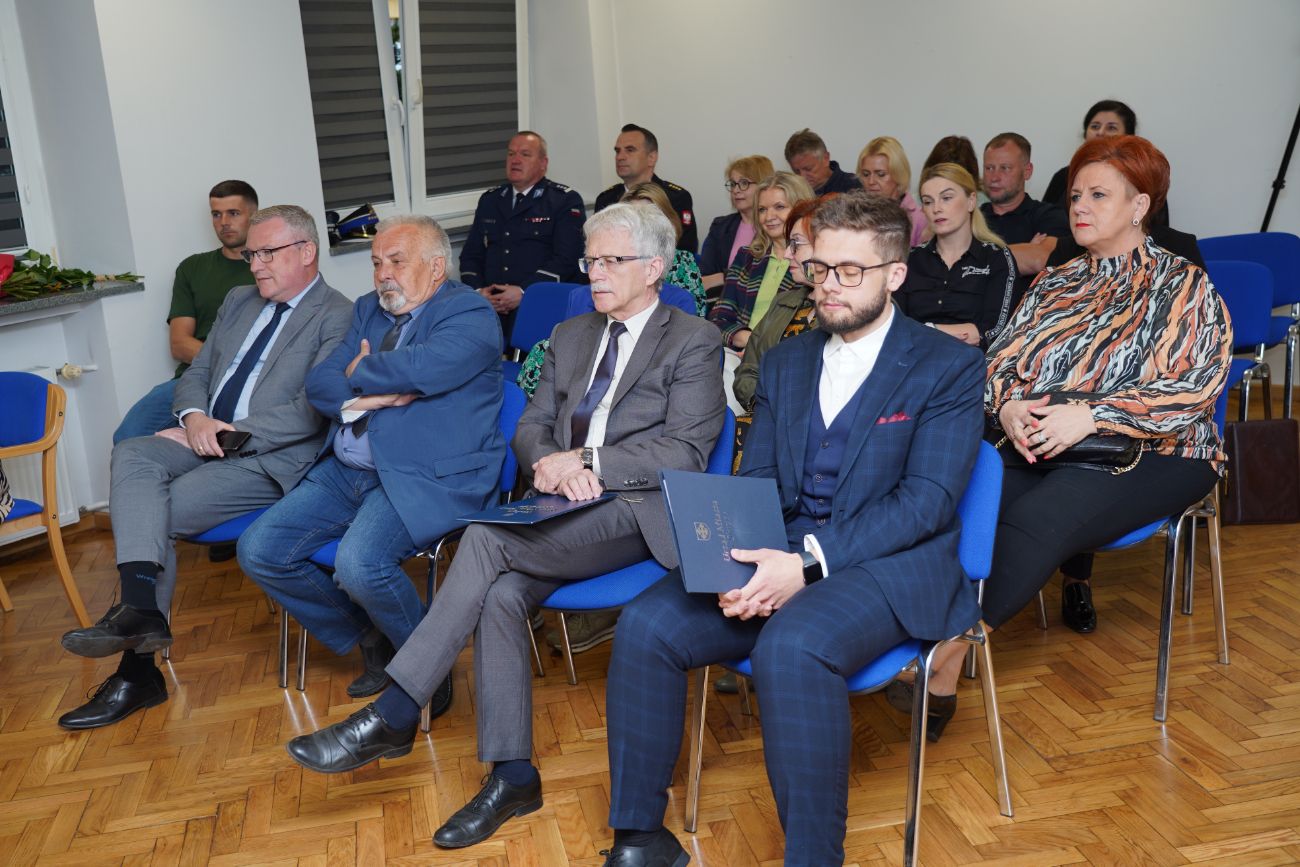 Słupeccy radni po pierwszej sesji. Zobacz zdjęcia