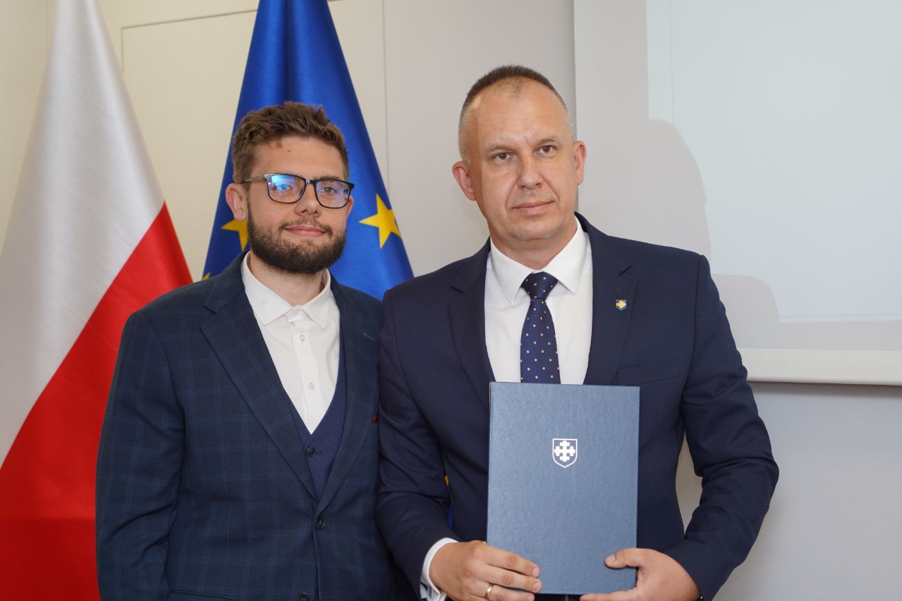 Słupeccy radni po pierwszej sesji. Zobacz zdjęcia