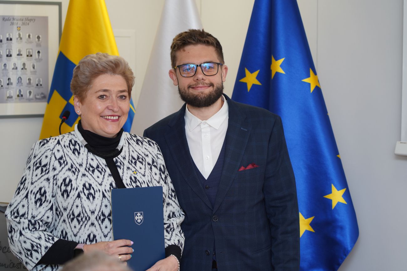 Słupeccy radni po pierwszej sesji. Zobacz zdjęcia