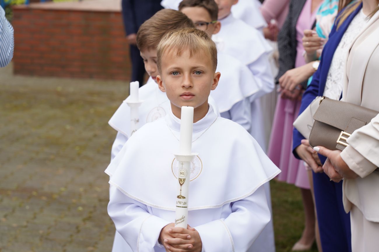 Komunia w Ostrowitem. Zobacz zdjęcia