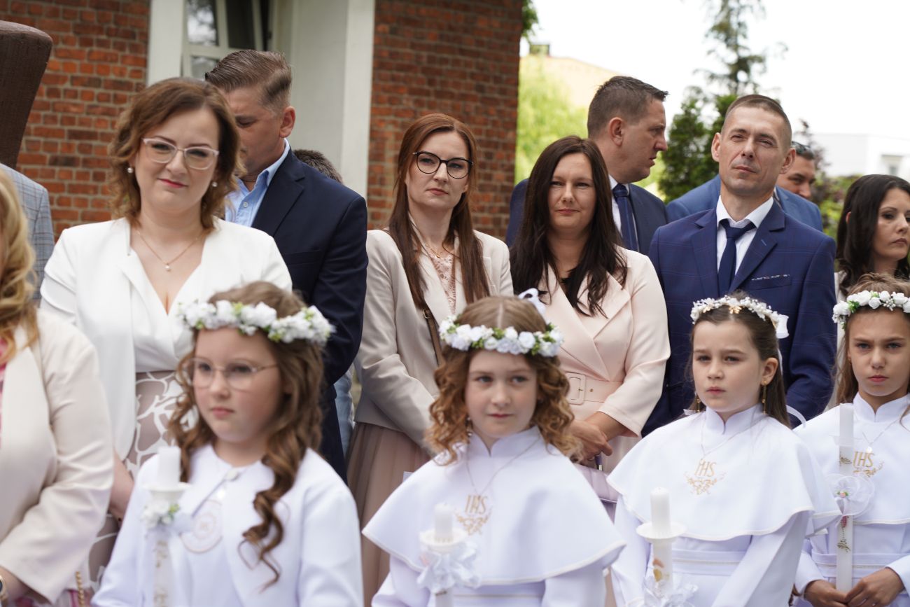 Komunia w Ostrowitem. Zobacz zdjęcia