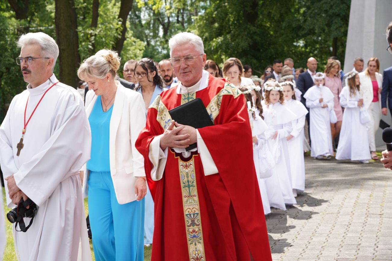 Komunia w Ostrowitem. Zobacz zdjęcia
