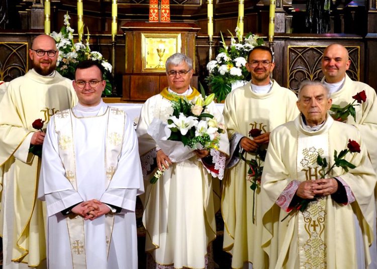Słupeccy księża świętowali rocznice