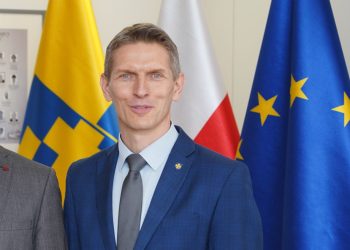 W tej roli burmistrza jeszcze nie widzieliście. Mamy film