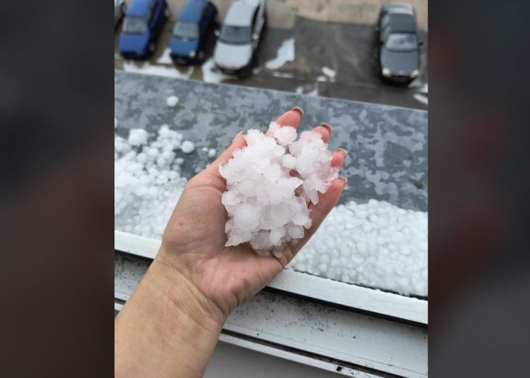 W okolicy burze i gradobicie. W Słupcy też uderzy?