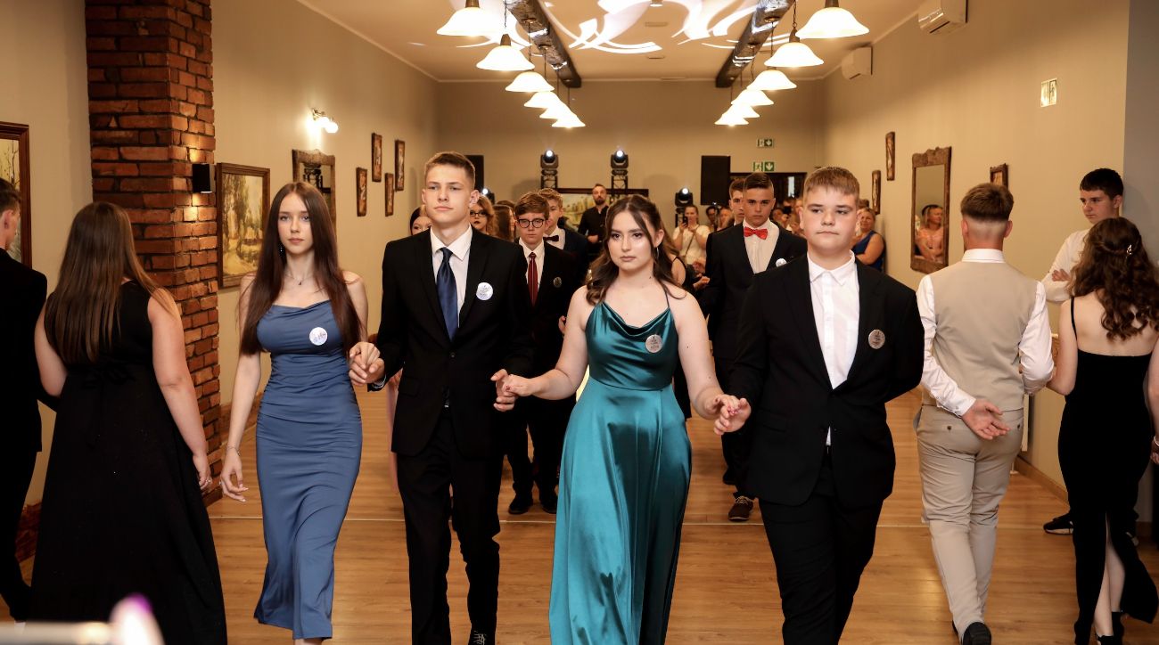 Bal Ósmoklasistów z Jedynki. Zobacz zdjęcia