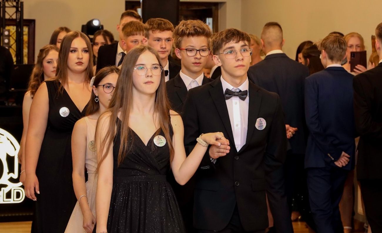 Bal Ósmoklasistów z Jedynki. Zobacz zdjęcia