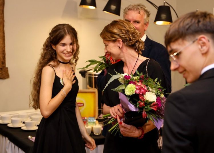 Bal Ósmoklasistów z Jedynki. Zobacz zdjęcia