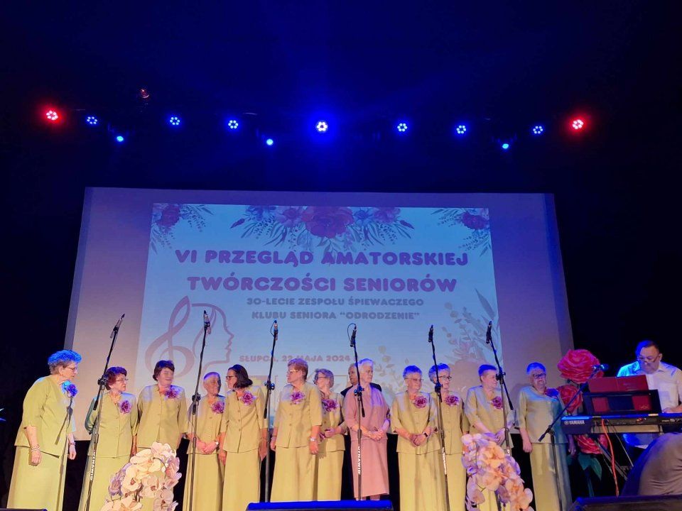 Klub seniora świętował. Zjechały się zespoły z powiatu i województwa