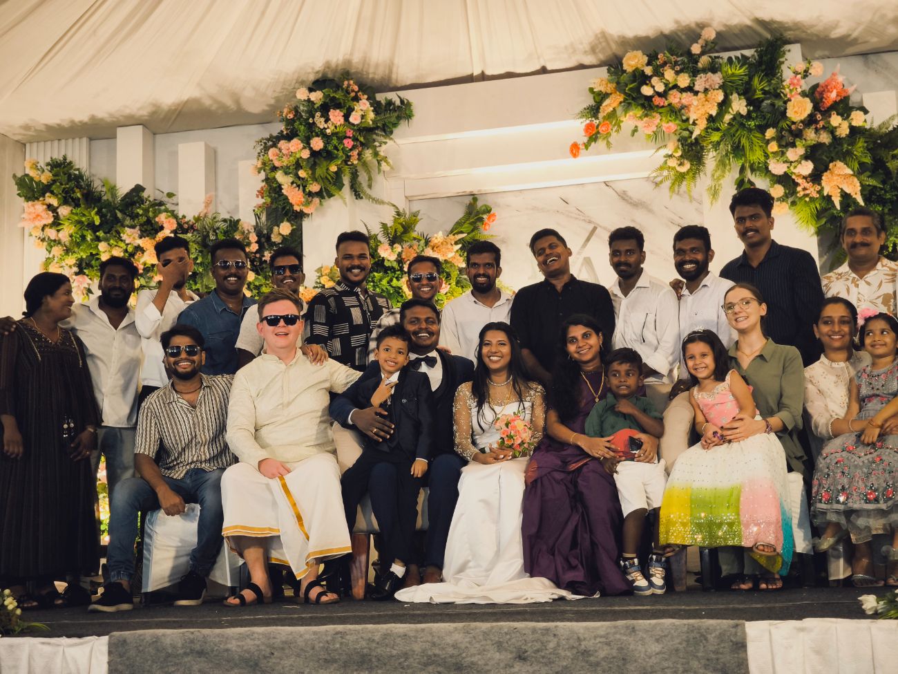 Poleciał do Indii na ślub