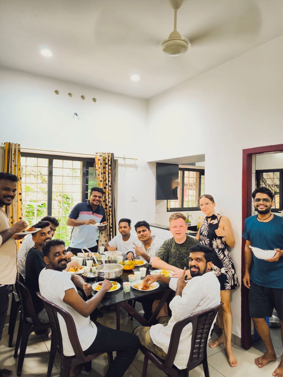 Poleciał do Indii na ślub