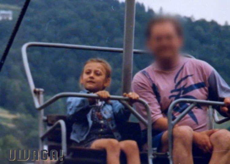 Musiała udawać, że nie jest córką księdza