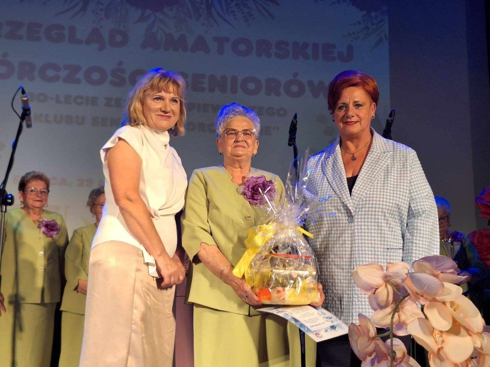 Klub seniora świętował. Zjechały się zespoły z powiatu i województwa