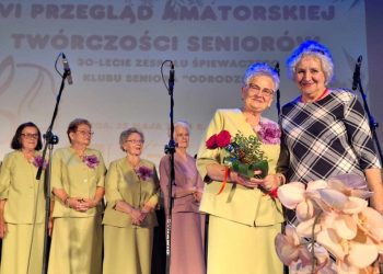 Klub seniora świętował. Zjechały się zespoły z powiatu i województwa