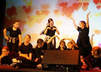 Śpiewająco podziękowali rodzicom