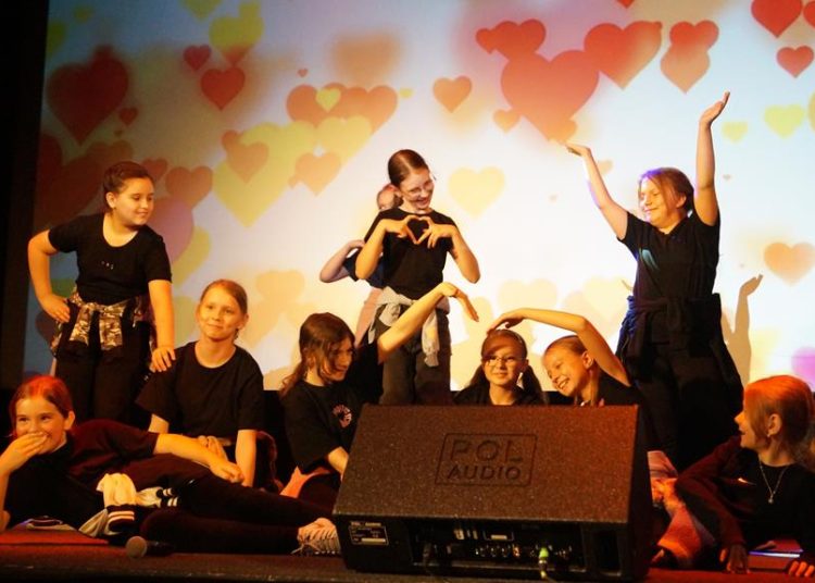 Śpiewająco podziękowali rodzicom