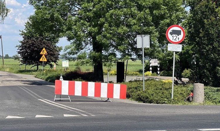 Utrudnienia dla kierowców na Łężcu. Trwa remont drogi