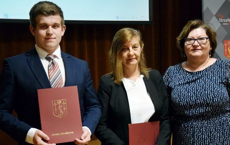 Z Młodzieżowej Rady do Rady Gminy. Stawia na drogi i zabytki [WYWIAD]