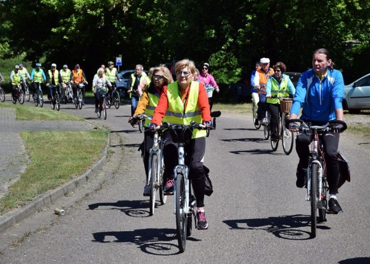 Seniorzy na rowery. Organizują kolejny rajd w tym miesiącu