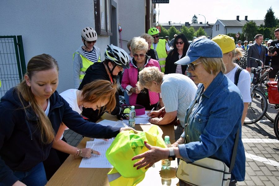 Rowerzyści rządzili w Strzałkowie. Duże zainteresowanie rajdem