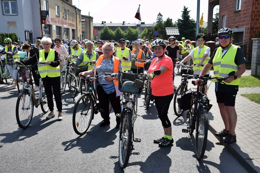 Rowerzyści rządzili w Strzałkowie. Duże zainteresowanie rajdem
