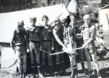 To zdjęcia z 1980 roku. Kto się rozpozna?