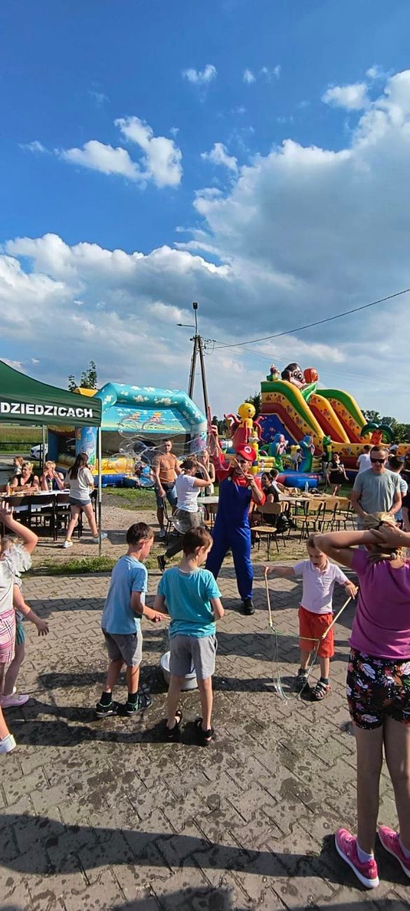 Bawiły się Dziedzice i Dąbrowa