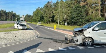 Rozbite samochody i poszkodowani. Pechowy poranek w Powidzu