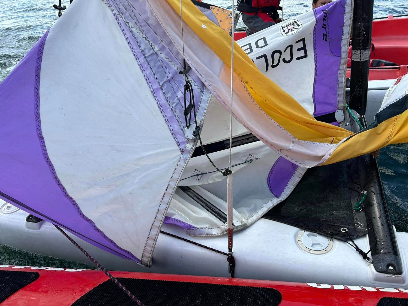 Dwie osoby w wodzie. Akcja na Jeziorze Powidzkim