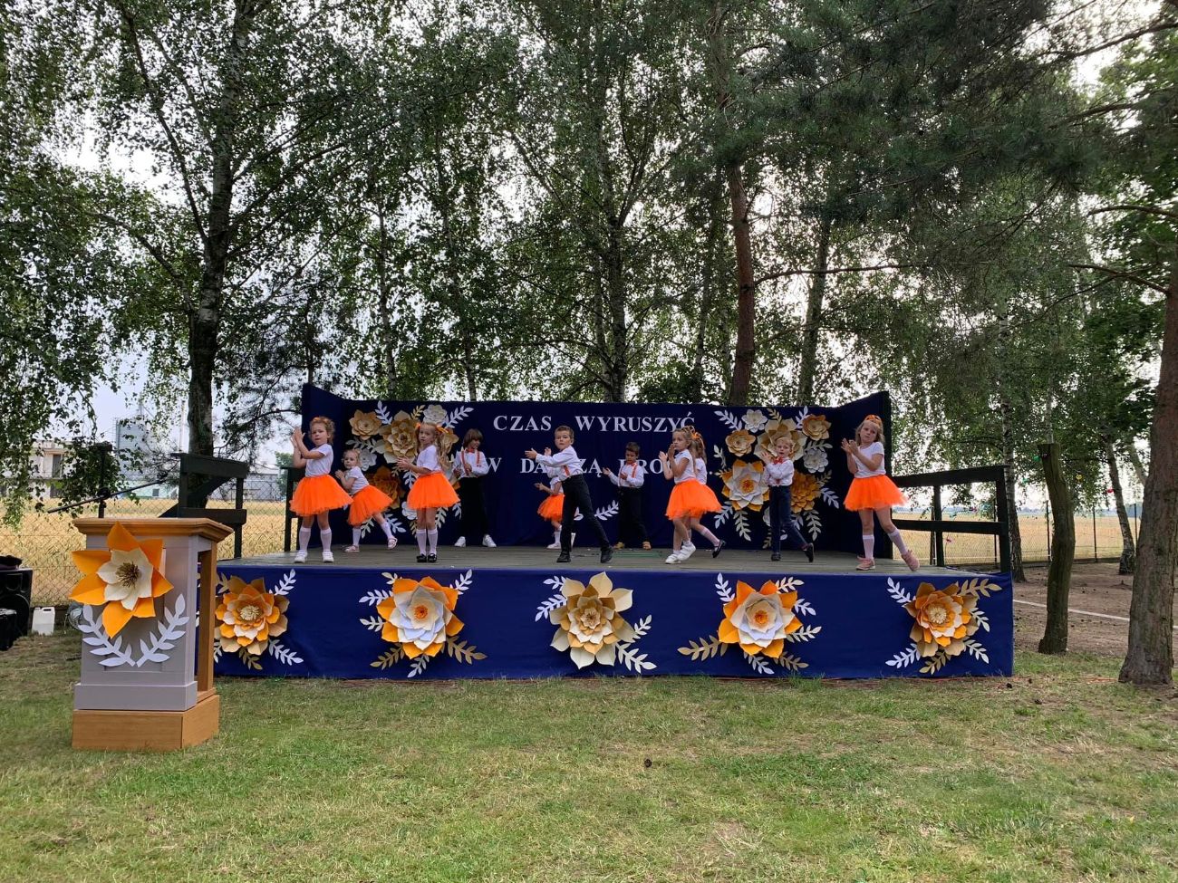 Uroczyste zakończenie u Małych Odkrywców w Piotrowicach