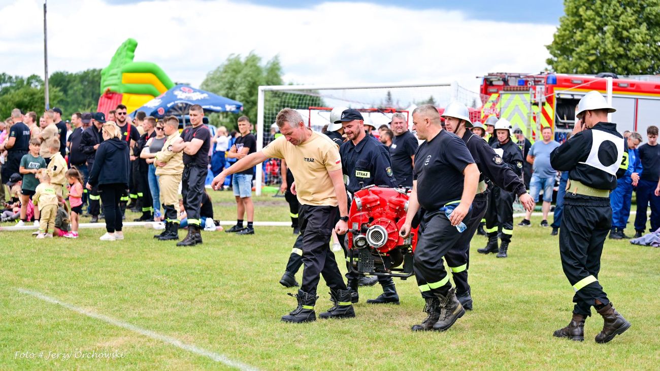 Zobacz te emocje. Strażacka rywalizacja na zdjęciach