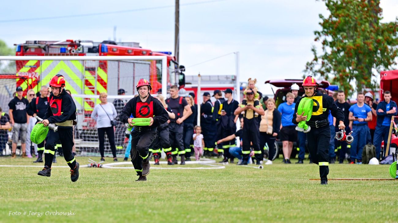 Zobacz te emocje. Strażacka rywalizacja na zdjęciach