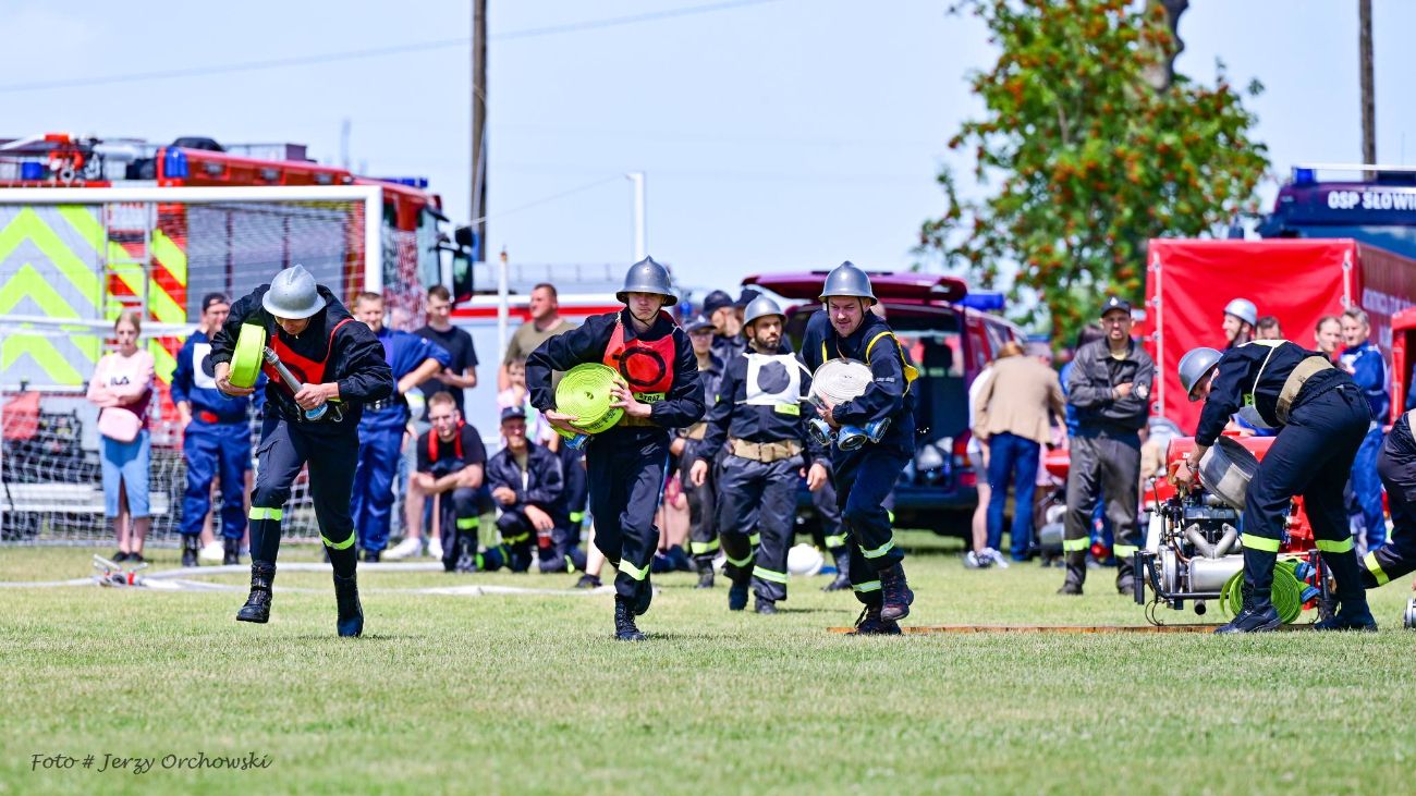 Zobacz te emocje. Strażacka rywalizacja na zdjęciach