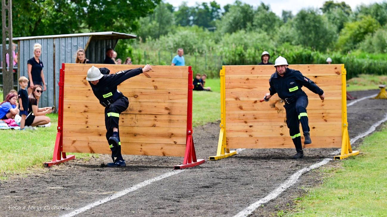 Zobacz te emocje. Strażacka rywalizacja na zdjęciach