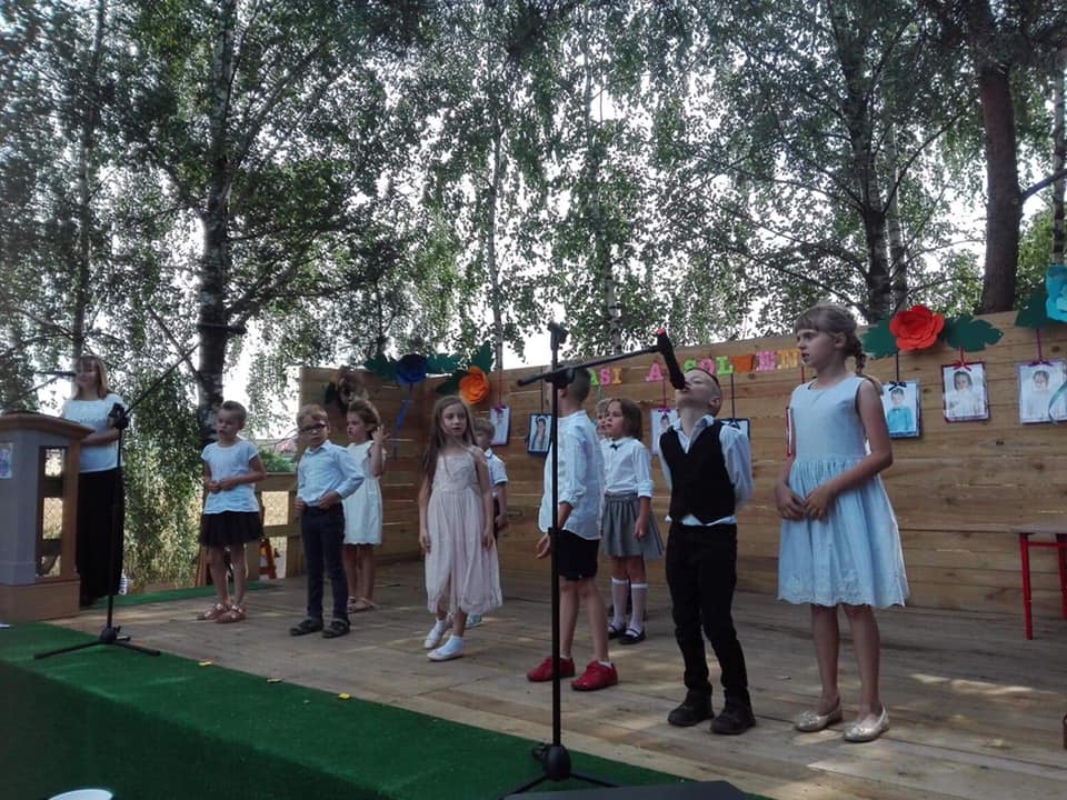 Uroczyste zakończenie u Małych Odkrywców w Piotrowicach