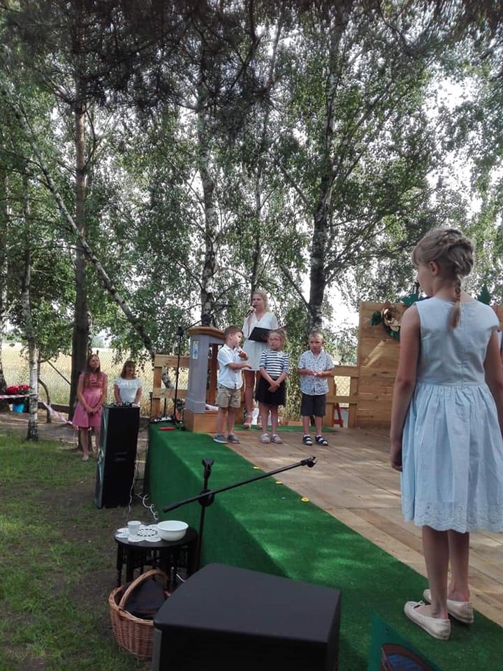 Uroczyste zakończenie u Małych Odkrywców w Piotrowicach