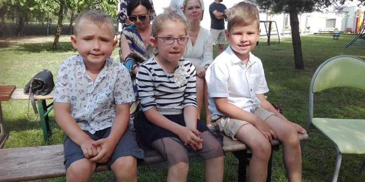 Uroczyste zakończenie u Małych Odkrywców w Piotrowicach