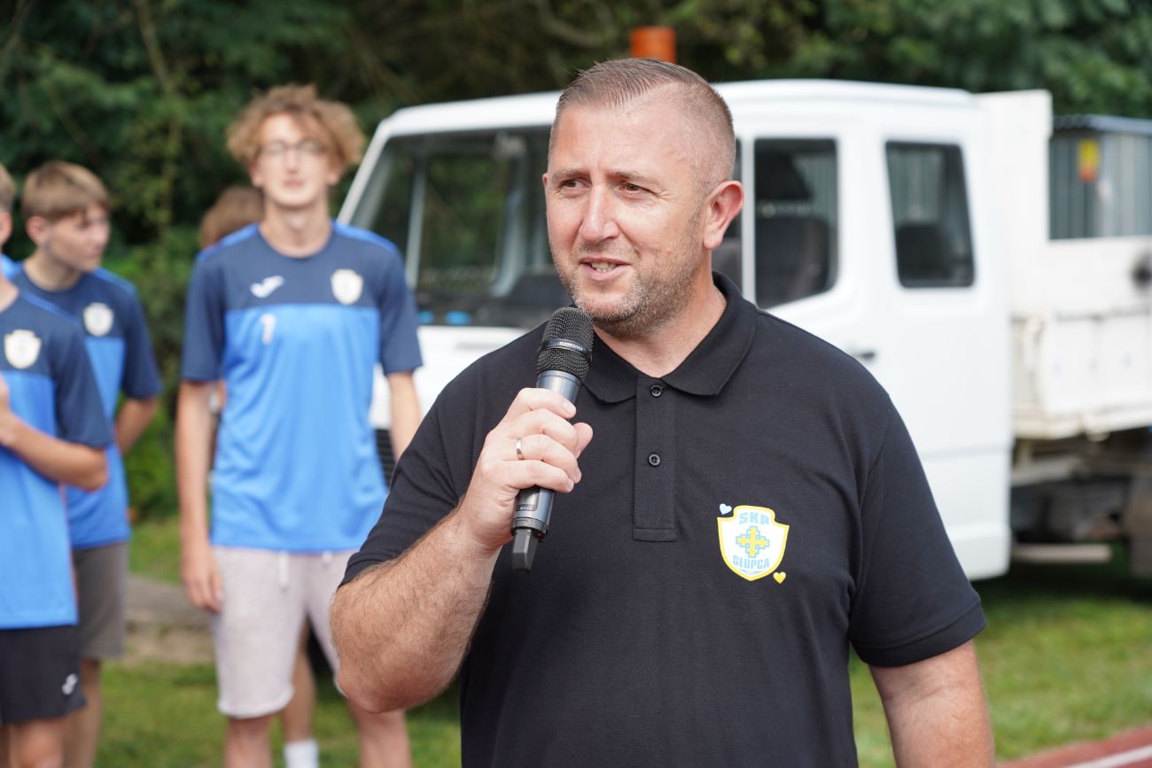 Świętują piłkarze i całe rodziny. Trwa piknik SKP