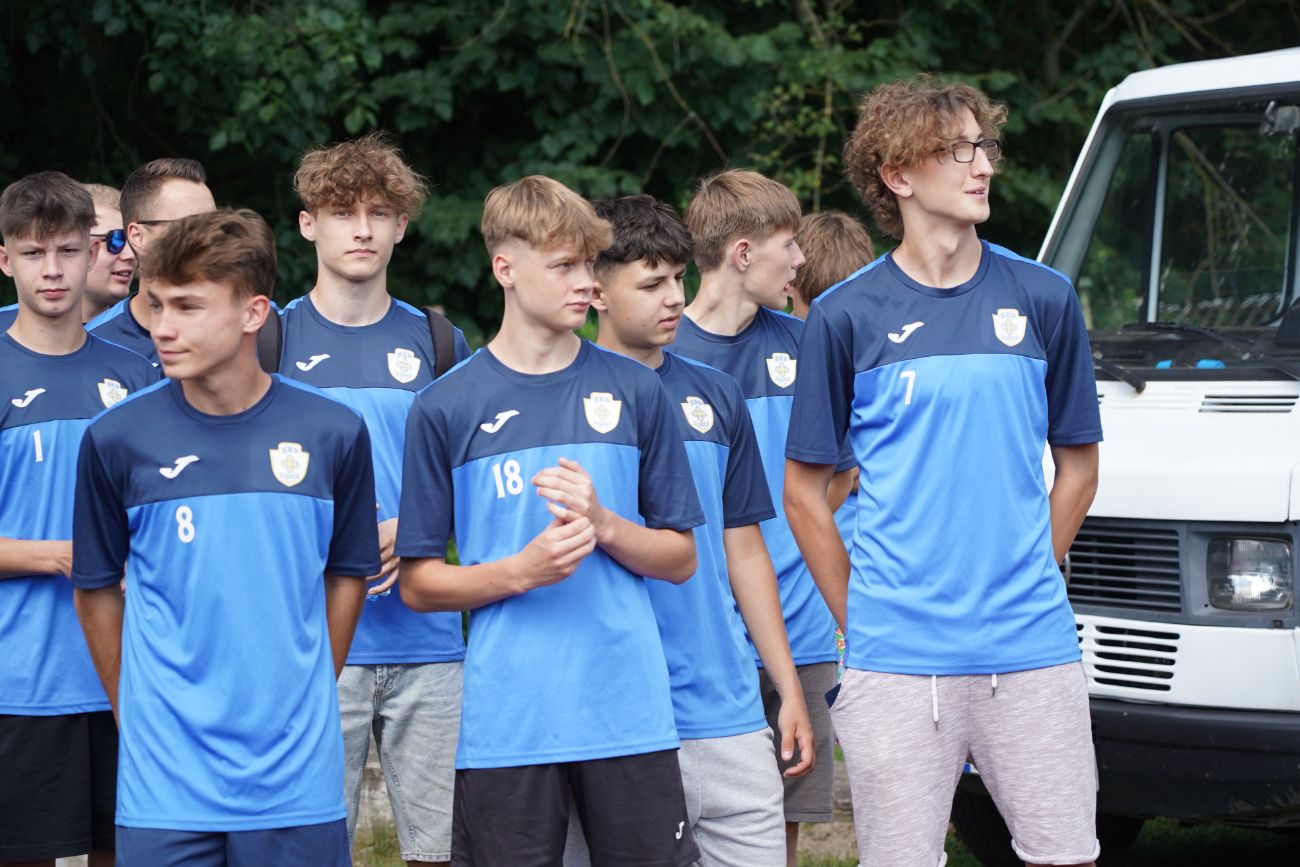 Świętują piłkarze i całe rodziny. Trwa piknik SKP