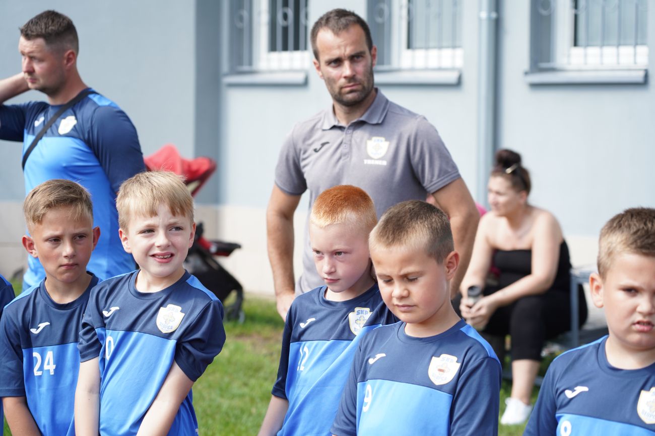 Świętują piłkarze i całe rodziny. Trwa piknik SKP