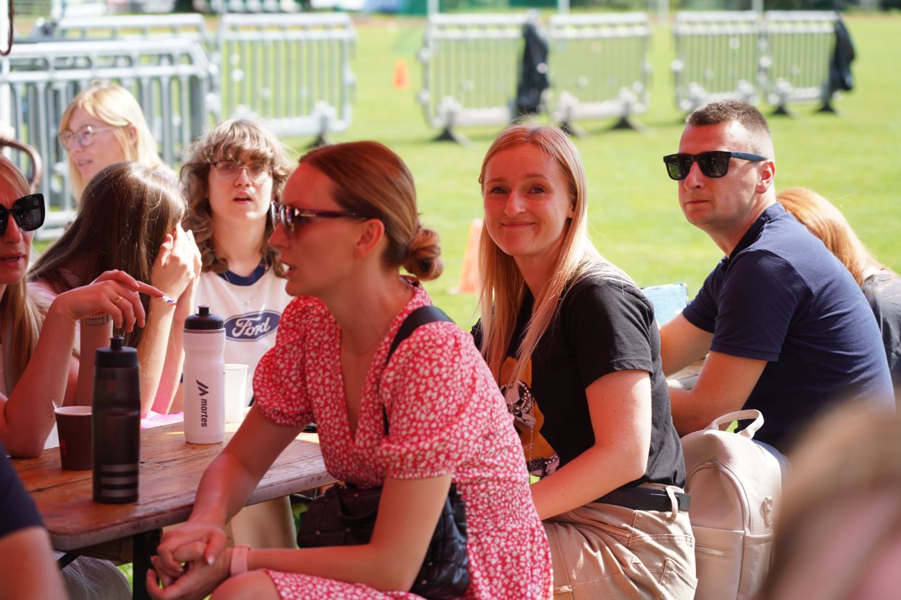 Świętują piłkarze i całe rodziny. Trwa piknik SKP