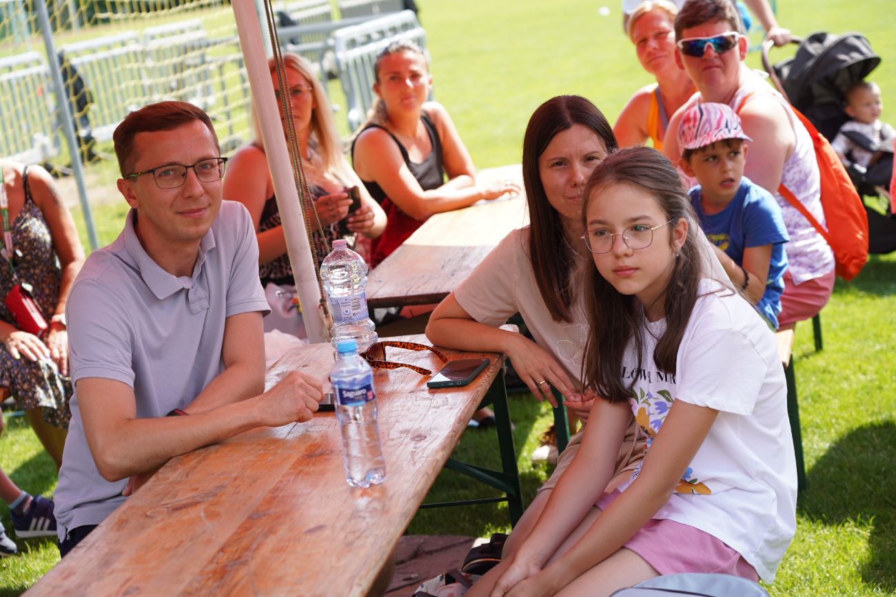 Świętują piłkarze i całe rodziny. Trwa piknik SKP