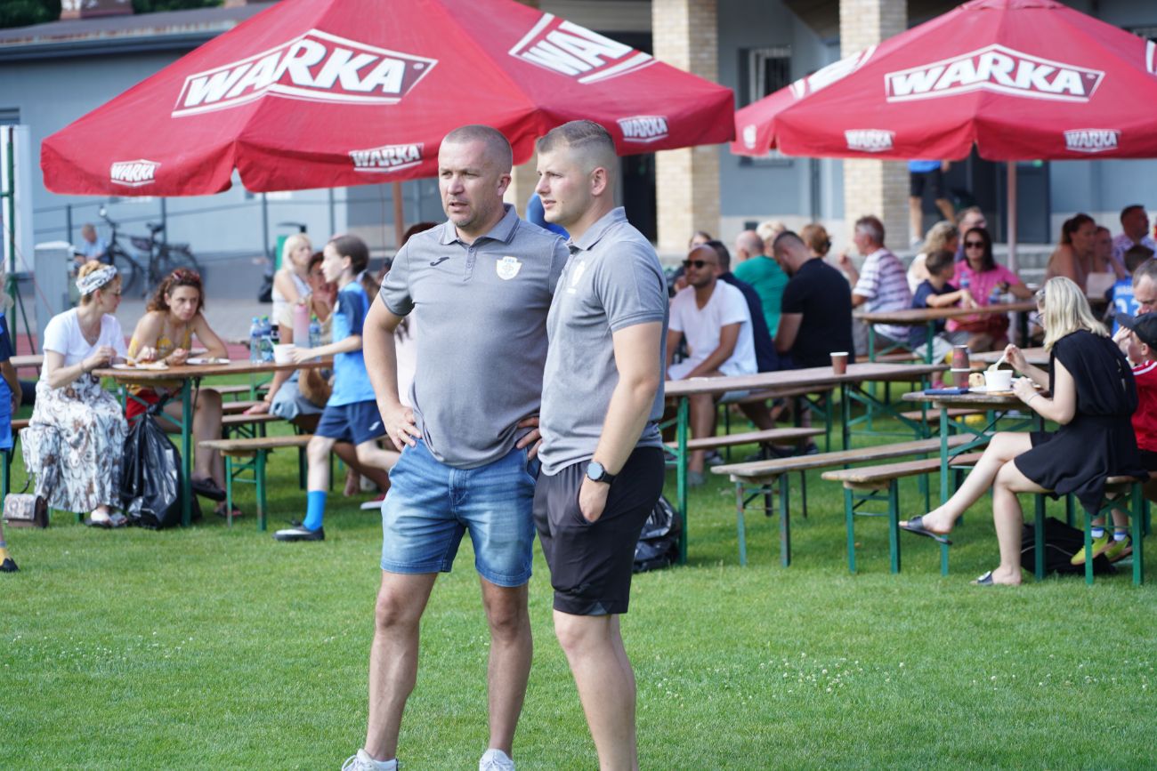 Świętują piłkarze i całe rodziny. Trwa piknik SKP