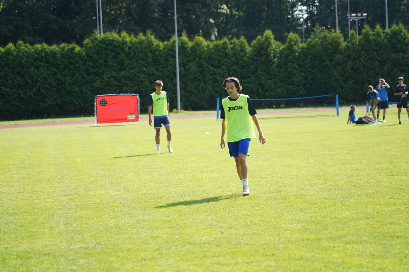 Świętują piłkarze i całe rodziny. Trwa piknik SKP