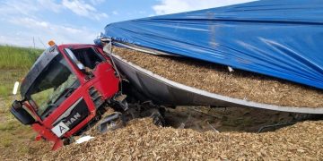 Poważny wypadek na nowej drodze. Wezwali helikopter