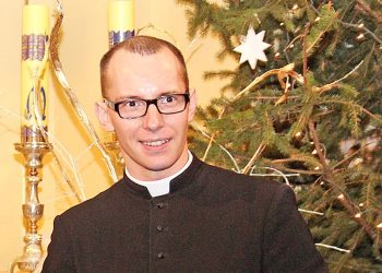 Był wikariuszem w Ostrowitem i Zagórowie. Wkrótce zmieni parafię