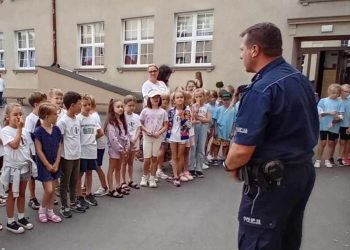 Wakacyjne ABC z dzielnicowym w Jedynce