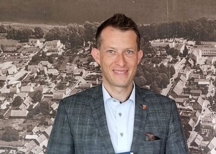 Ile zarobi Jakub Gwit? Radni ustalili mu pensję