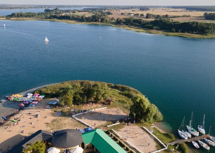 Sezon czas zacząć! Jak będą działać kąpieliska?